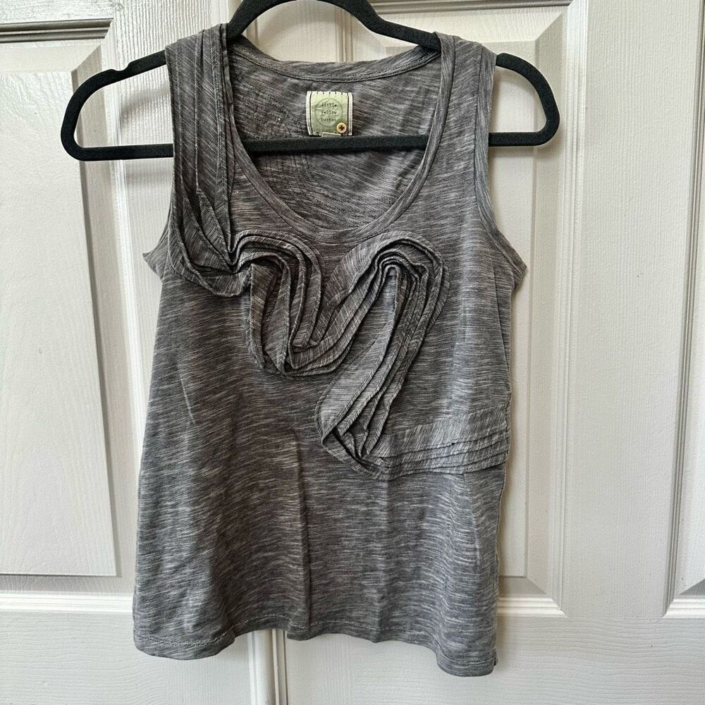Anthro Little Yellow Button  winding road grey tank top